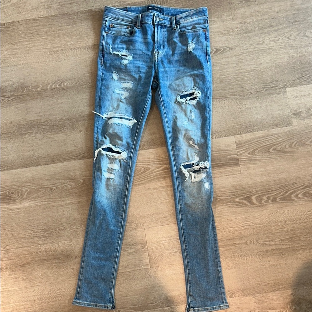 Men’s Distressed Blue Jeans